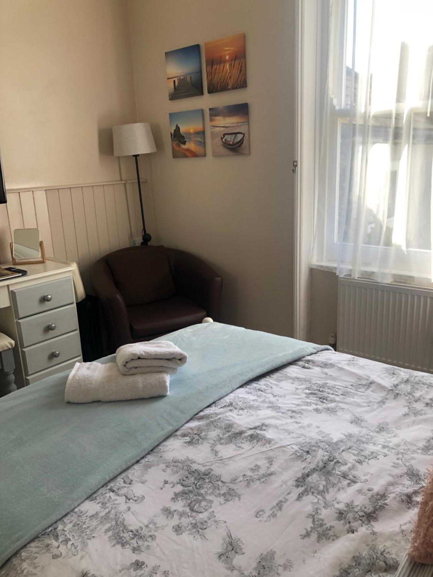 Cornubia Guest House ويموث المظهر الخارجي الصورة